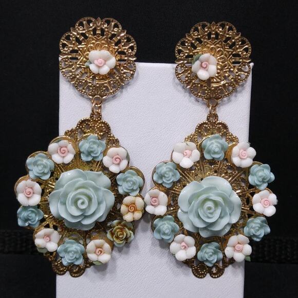 Vintage Floral Filigree Gold Post Dangle Earrings, Pink Blue Flowers, 3 Inches - Picture 11 of 12